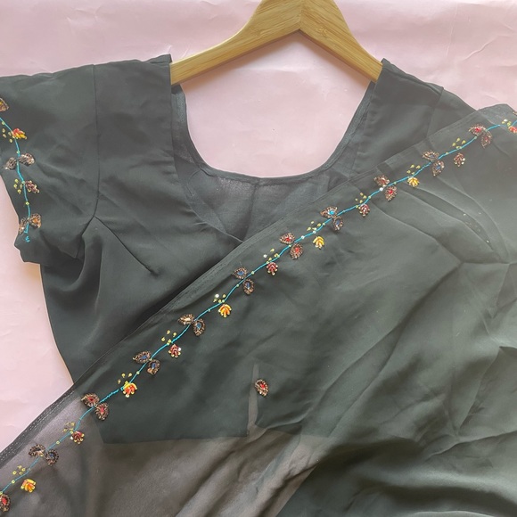 Beautiful delicate black sari designer new lightweight  embroidery elegant new - Picture 3 of 10